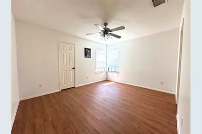 12300 Emery Oaks Road, Austin, TX 78758 - Photo 7