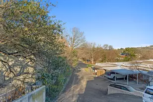 3200 Maywood Ave, Austin, TX 78703 - Photo 9