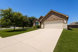 7501 Lombardy Loop, Round Rock, TX 78665 - Photo 3