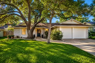 4805 Canyonbend Cir, Austin, TX 78735 - Photo 1