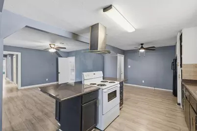 1401 E 29th Street, Bryan, TX 77802 - Photo 17