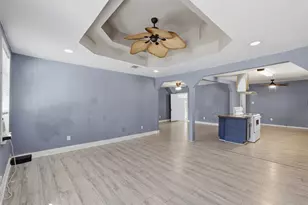 1401 E 29th St, Bryan, TX 77802 - Photo 3