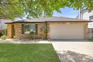 301 Wildwood Dr, Georgetown, TX 78633 - Photo 3