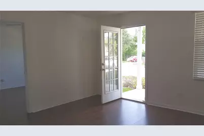 110 Trestle Tree #C, San Marcos, TX 78666 - Photo 3