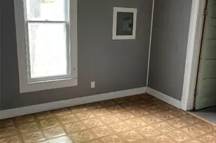 246 W Clark St, Bartlett, TX 76511 - Photo 7