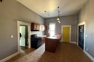 246 W Clark St, Bartlett, TX 76511 - Photo 13