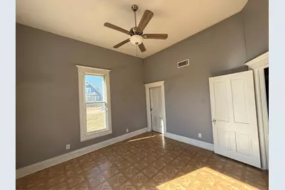 246 W Clark Street, Bartlett, TX 76511 - Photo 7