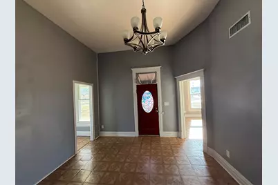 246 W Clark Street, Bartlett, TX 76511 - Photo 5