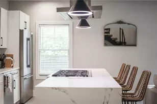 1111 W Annie St, Austin, TX 78704 - Photo 9