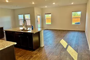 127 Snapdragon Ln, San Marcos, TX 78666 - Photo 3