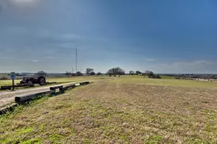 2645 Kallus Rd, La Grange, TX 78945 - Photo 9