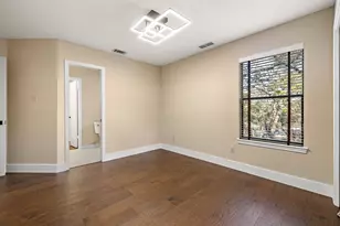 8200 Neely Dr, Austin, TX 78759 - Photo 27