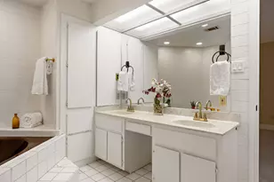 8200 Neely Dr, Austin, TX 78759 - Photo 23