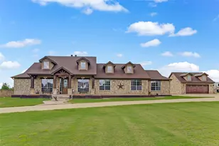 106 Deep Lake Dr, Liberty Hill, TX 78642 - Photo 1