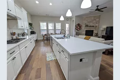 10005 Ivalenes Hope Drive, Austin, TX 78717 - Photo 3