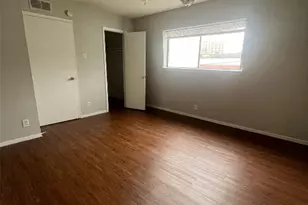 311 E 31st St, Austin, TX 78705 - Photo 23