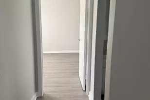 311 E 31st St, Austin, TX 78705 - Photo 9