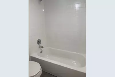 311 E 31 Street #202, Austin, TX 78705 - Photo 11