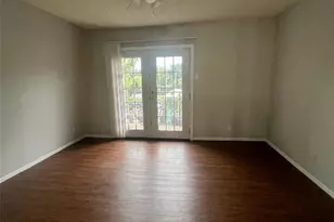 311 E 31st St, Austin, TX 78705 - Photo 17