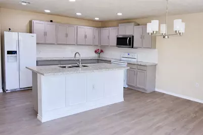 5211 Viewpoint Drive, Austin, TX 78744 - Photo 5