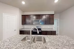 426 Isham Dr, Killeen, TX 76542 - Photo 5