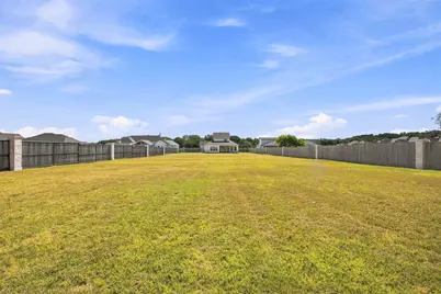 145 McNaughton Drive, Liberty Hill, TX 78642 - Photo 35