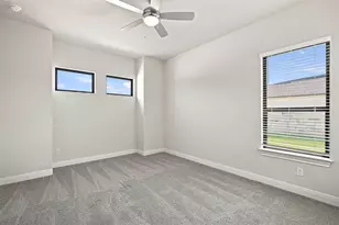 145 McNaughton Dr, Liberty Hill, TX 78642 - Photo 5