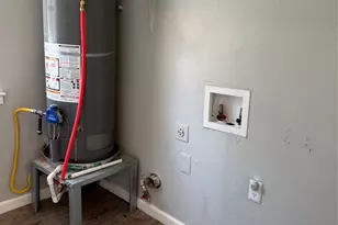 1910 Westridge Dr, Austin, TX 78704 - Photo 11