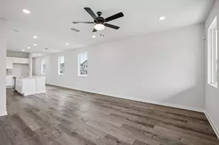 103 Two Bits, Elgin, TX 78621 - Photo 21