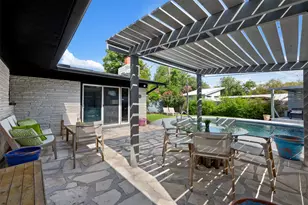 1806 Rogge Ln, Austin, TX 78723 - Photo 31