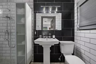 1806 Rogge Ln, Austin, TX 78723 - Photo 25