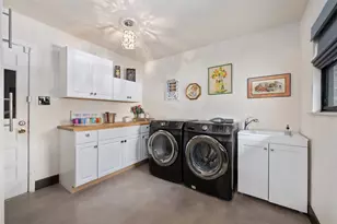 1806 Rogge Ln, Austin, TX 78723 - Photo 27