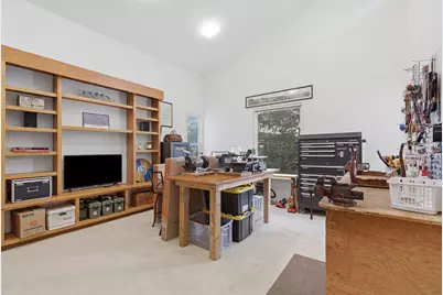 1504 Twilight Ridge Drive, Austin, TX 78746 - Photo 11