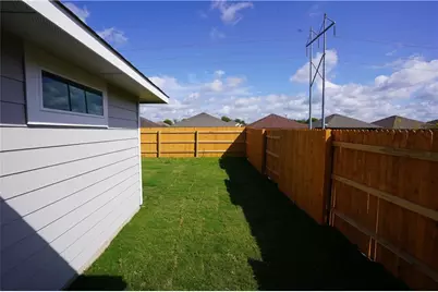 131 Trailstone Drive, Bastrop, TX 78602 - Photo 19