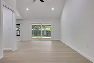 1708 Raven Dr, Austin, TX 78752 - Photo 11