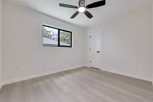 1708 Raven Dr, Austin, TX 78752 - Photo 15