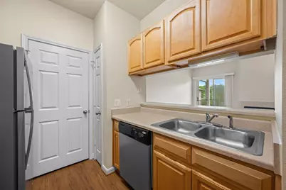 12166 Metric Boulevard #357, Austin, TX 78758 - Photo 11