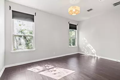 7337 Menchaca Rd. Road #22, Austin, TX 78745 - Photo 19