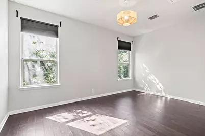 7337 Menchaca Rd. Road #22, Austin, TX 78745 - Photo 19