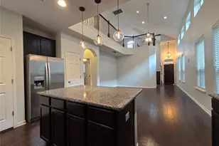 7337 Menchaca Rd Rd, Austin, TX 78745 - Photo 7