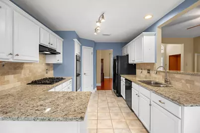 9123 Fainwood Lane, Austin, TX 78749 - Photo 11