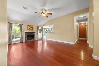 9123 Fainwood Lane, Austin, TX 78749 - Photo 7
