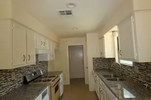 12708 Lamppost Ln, Austin, TX 78727 - Photo 5