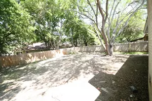 12708 Lamppost Ln, Austin, TX 78727 - Photo 11
