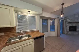 7316 Lake Charles Dr, Austin, TX 78744 - Photo 9