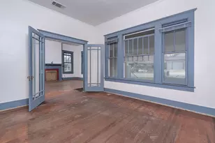 1621 S College St, Georgetown, TX 78626 - Photo 9