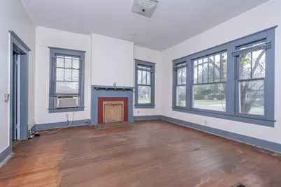 1621 S College Street, Georgetown, TX 78626 - Photo 7