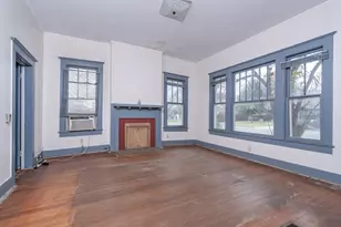 1621 S College St, Georgetown, TX 78626 - Photo 7