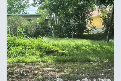 711 Burkett Street, Taylor, TX 76574 - Photo 3