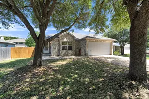 3602 Meadow Park Dr, Round Rock, TX 78665 - Photo 1